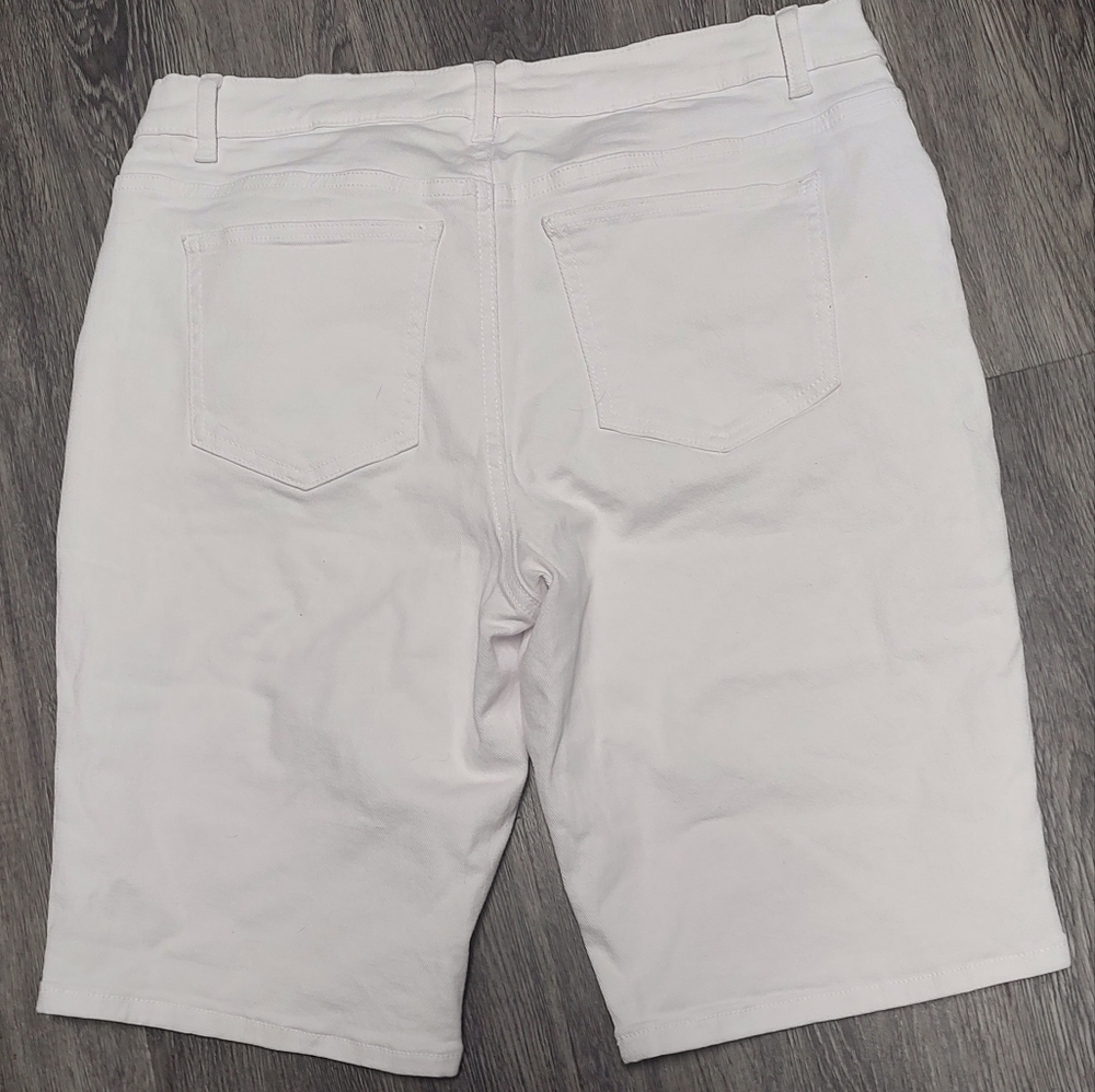 Venus White Jean Bermuda Shorts